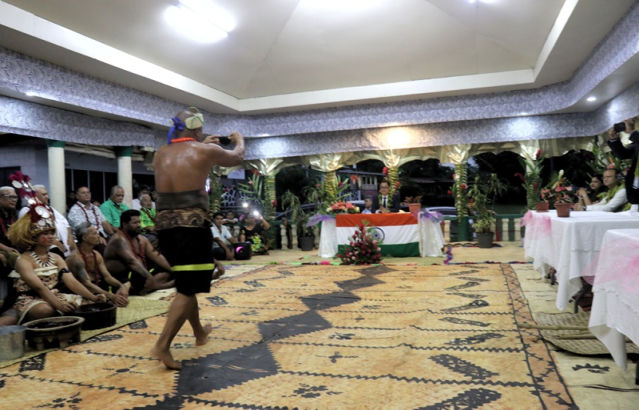 Hon’ble Minister was warmly received by village of Toamua in Apia. This village has adopted India for CHOGM.