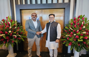 Hon’ble Minister Kiren Rijiju met Hon’ble Prime Minister Gaston Browne in Apia. Cherish our long standing partnership with Antigua & Barbuda based on strong people to people ties.